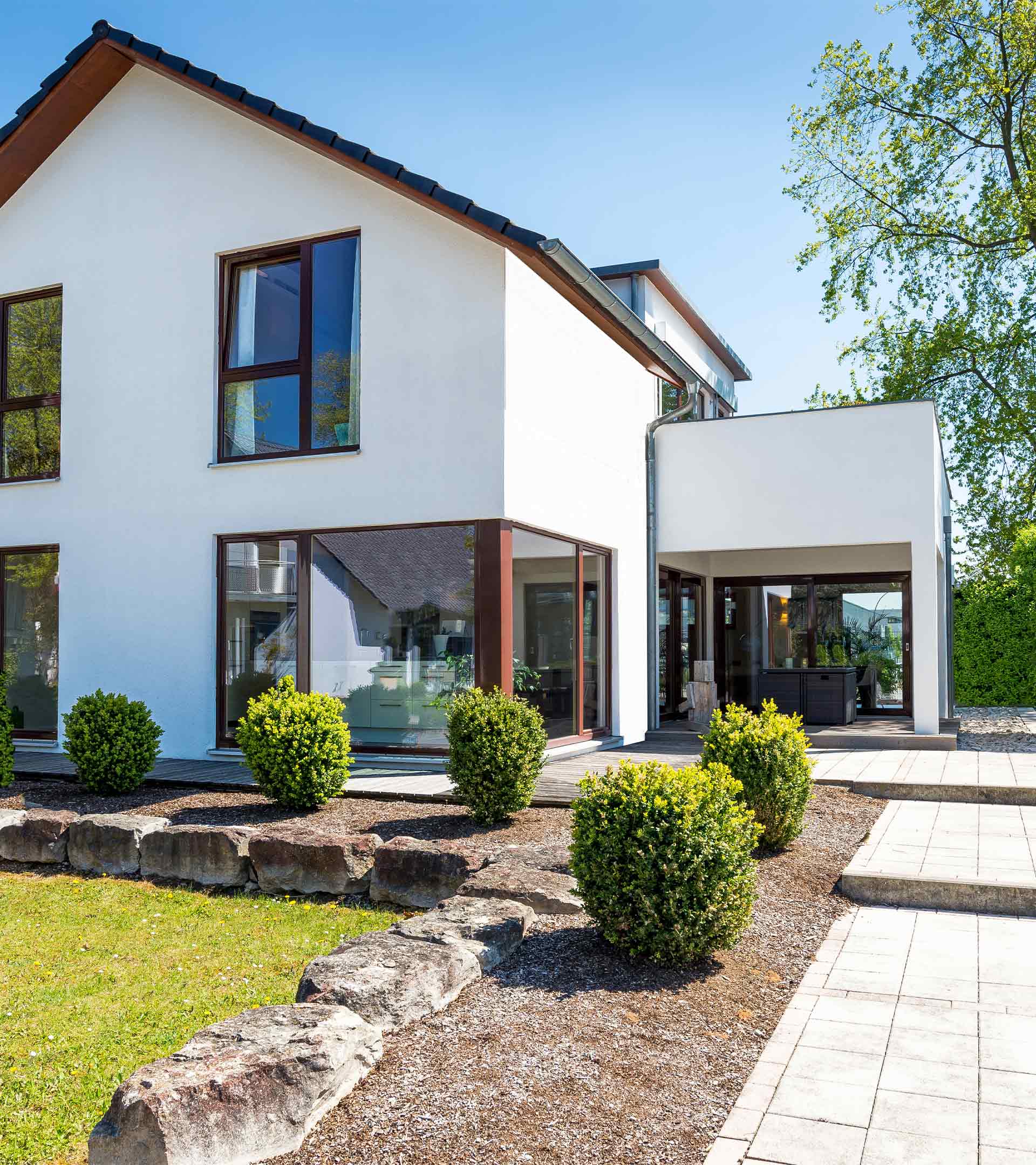 Einfamilienhaus mit Garten und Terrasse